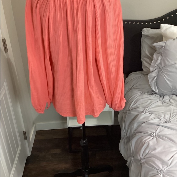 EUC - Coral Gauze Blouse - Size XXL - Wore a Few Times Only!!!! - Picture 6 of 8